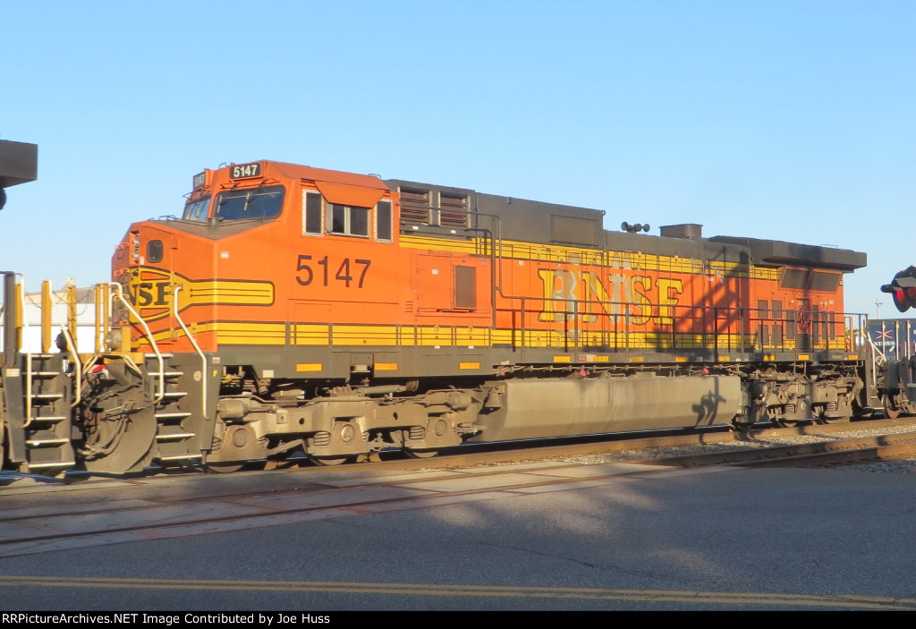 BNSF 5147